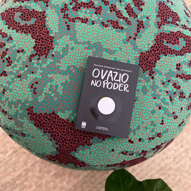 Livros para inspirar suas transformações: O Vazio no Poder